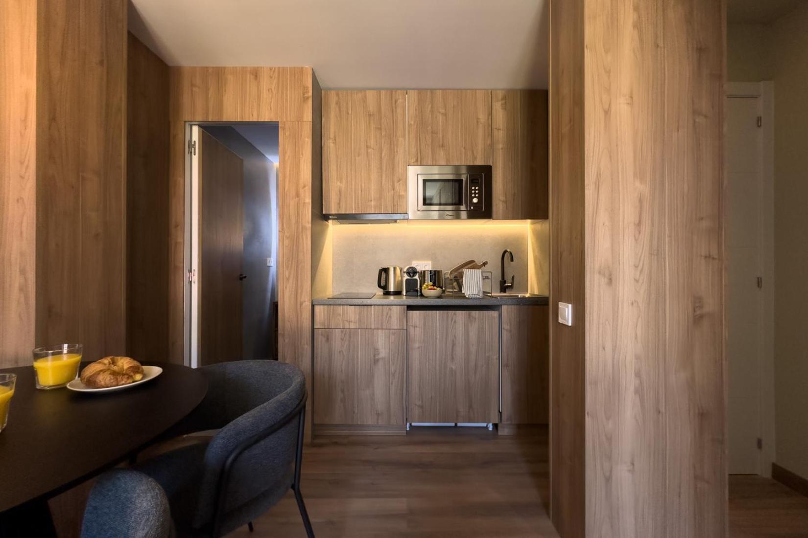 Beautiful & Comfy City Center Apartman Barcelona Kültér fotó